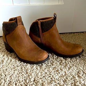 Merrell Women's Chateau II Mid Pull Waterproof